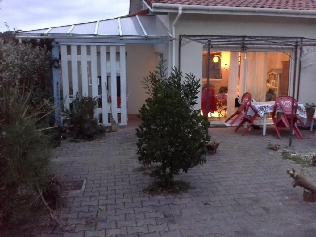 Tiny House et chambre chez l habitant