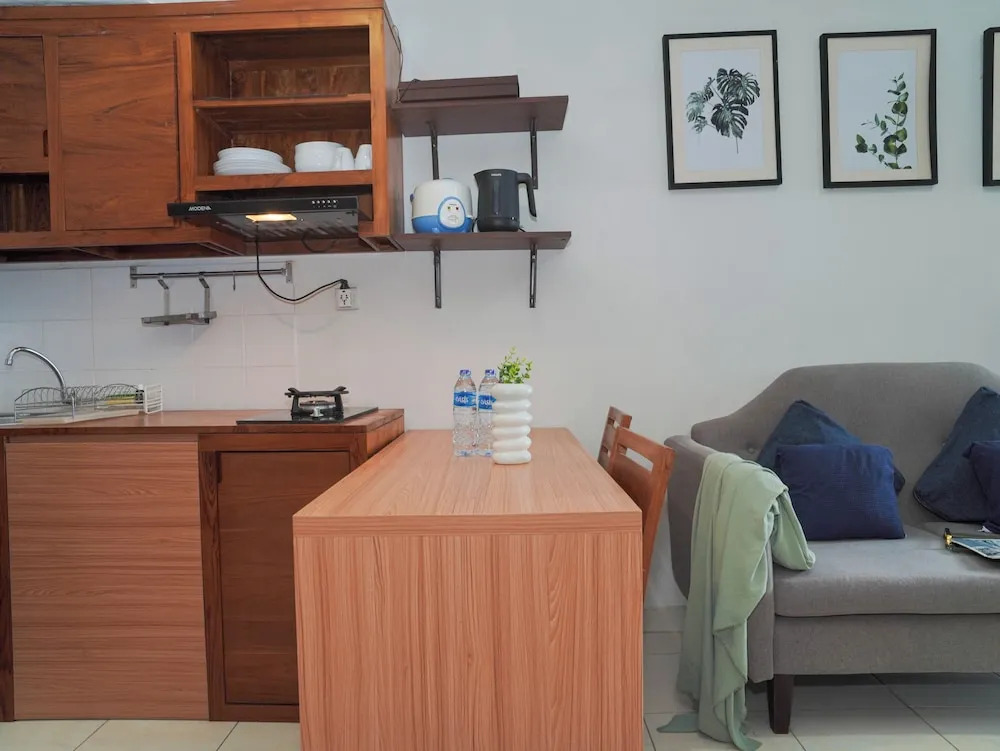 Tranquil And Comfy 2Br At Cinere Bellevue Suites Apartment