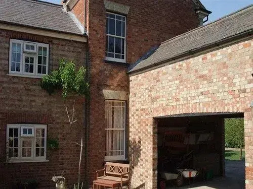 Woodleys Farm House