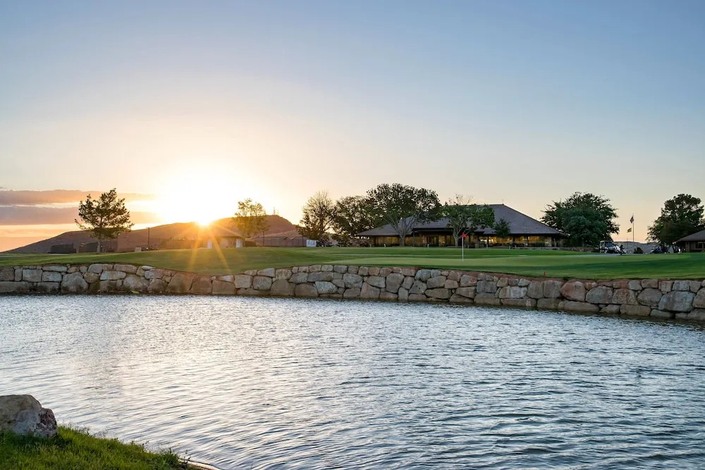 Bloomington Villas
