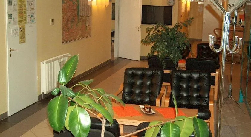 D-Hotel
