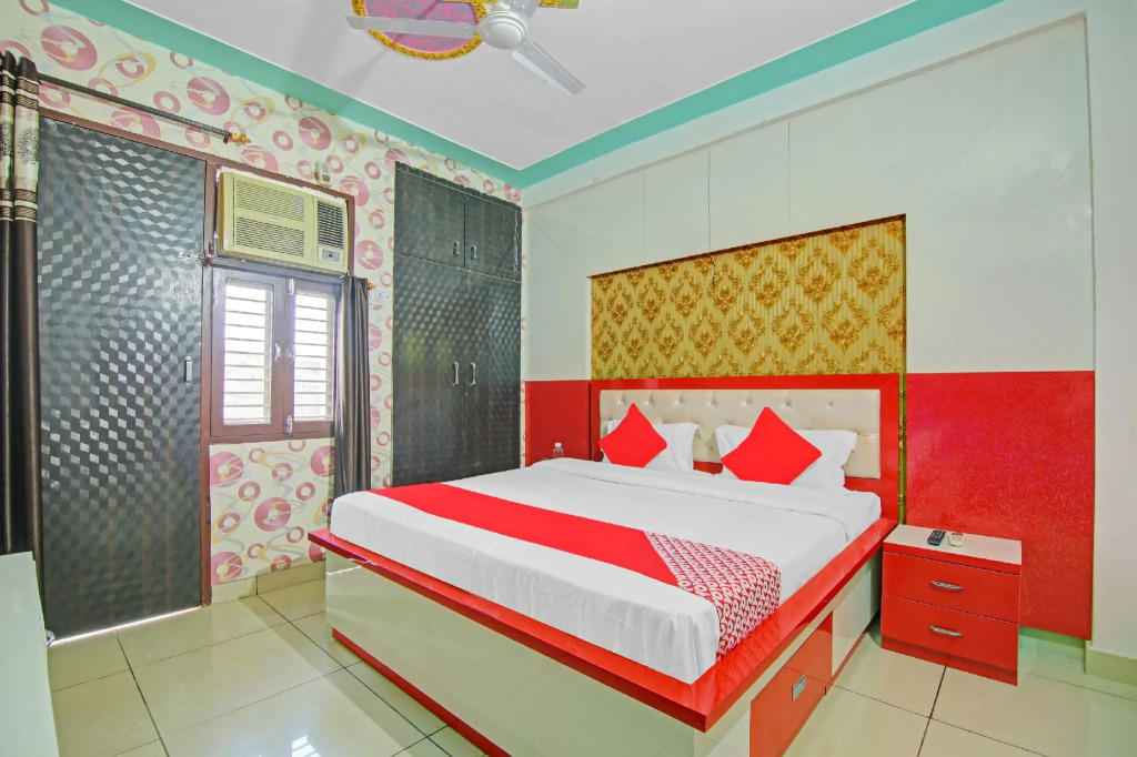 OYO Flagship 82953 Hotel Rao