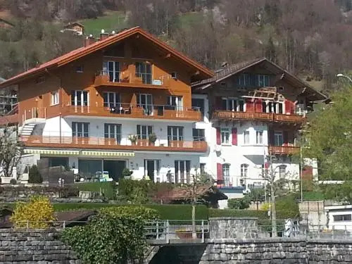 Abendrot - Direct lake view