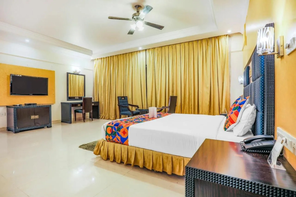 FabHotel Royal Mirage