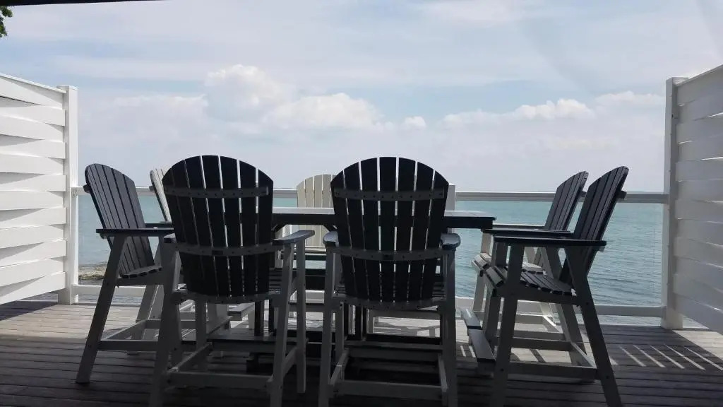 Put-in-Bay Waterfront Condo #206