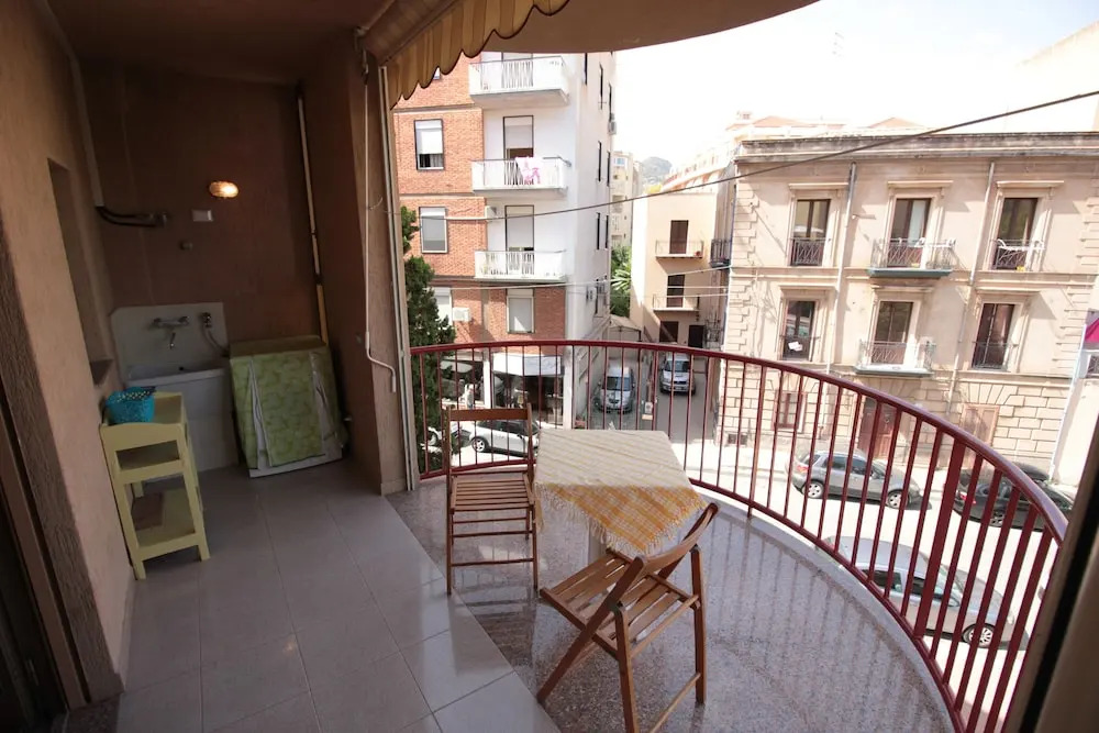 Casa Lia Con Balcone By Wonderful Italy