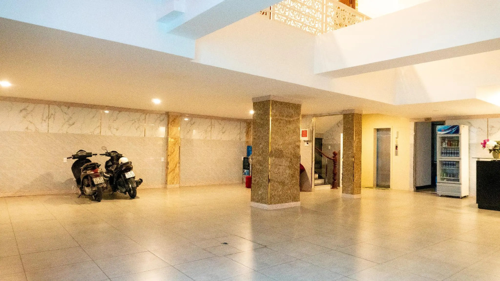 Prince Hotel