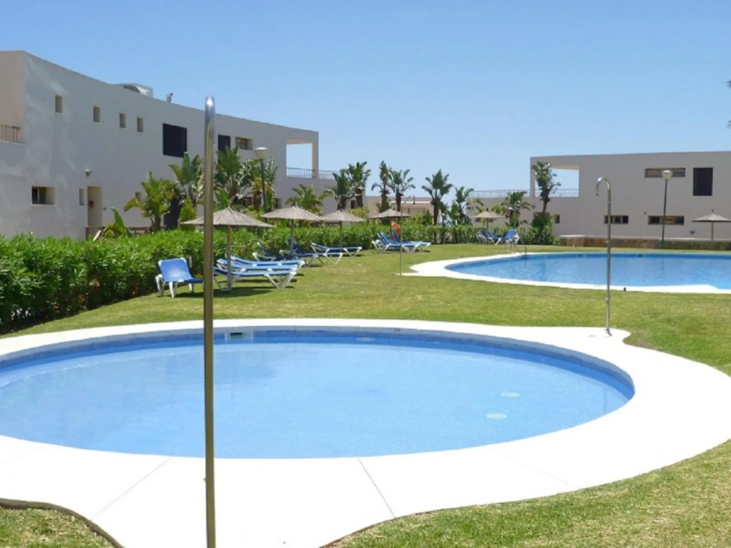 21387 - Fine Duplex Apartment – Near Beach