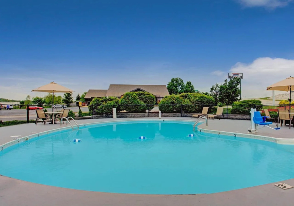Super 8 Wentzville