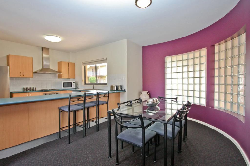 Cosmopolitan Apartments