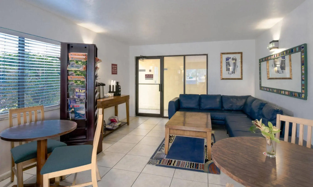 OYO Waterfront Hotel- Cape Coral Fort Myers, FL