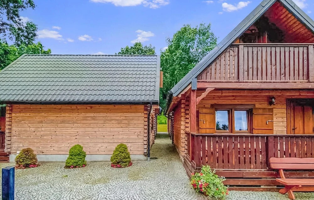 Awesome Home In Jaroslawiec With Wifi