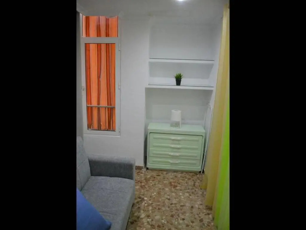 1 Bedroom Apartment With Gallery Balcony Free Netflix, air Conditioning