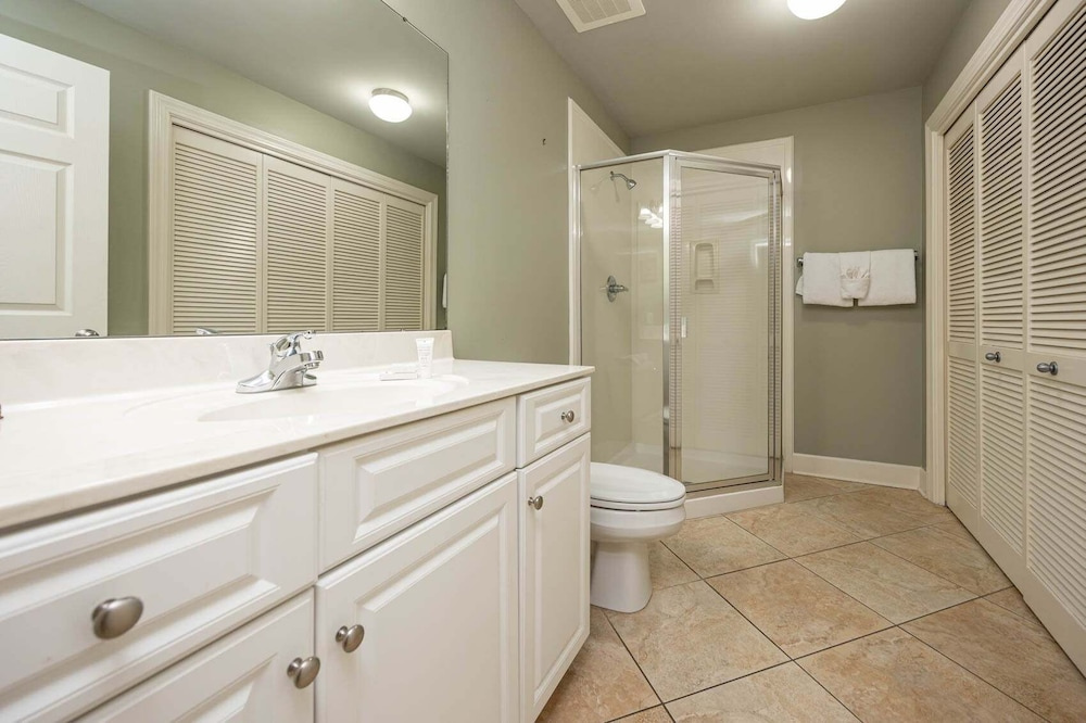 Phoenix West 1903 3 Bedroom Condo