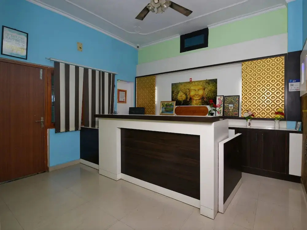 OYO 4409 Hotel Chaitanya Inn