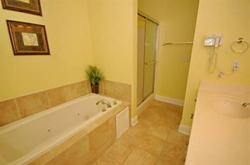 Atlantis Villas by Elliott Beach Rentals