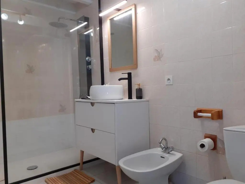 Villa Patio pour 6 avec Piscine et Parking Privé, à 2000m des Plages de Capbreton - FR-1-239-748