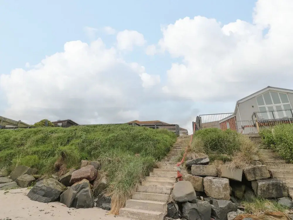 Waters Edge Holiday Home