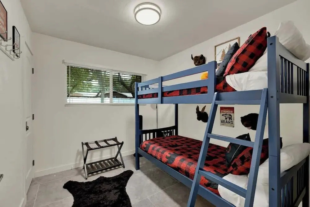 Whitewater River House - Game Room, Firepit, Walking Distance to Whitewater Amphitheater!