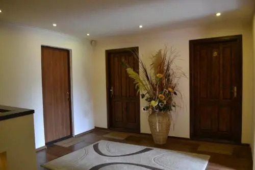 CHIC CITY Rooms