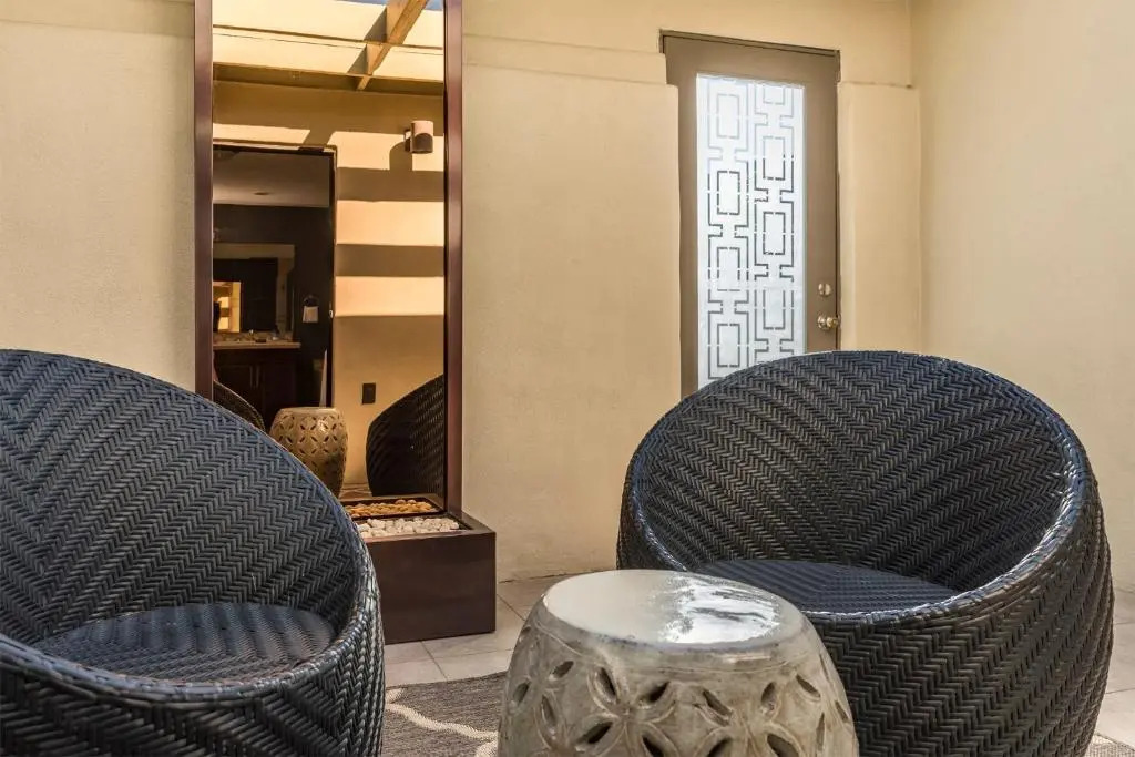 The Biskra House