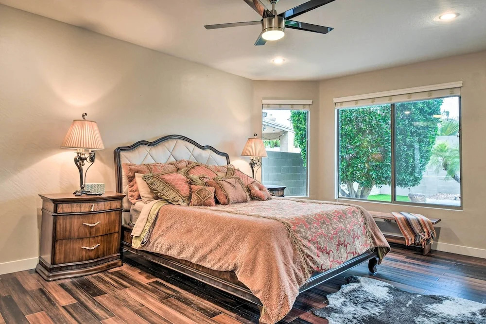 Phoenix Home: Heated Pool, Patio & Mountain Views