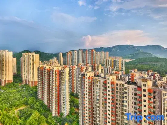 7Hao Zhenpin Hotel (Jinan Luneng Guihe Lingxiucheng Jin Street)