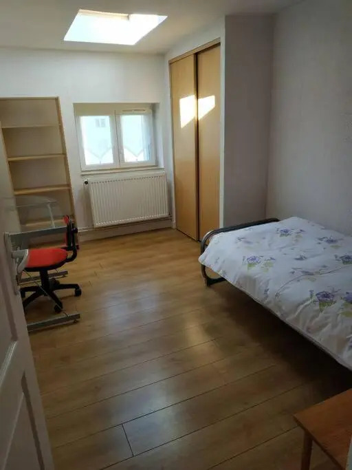 Superbe appartement avec parking gratuit sur place