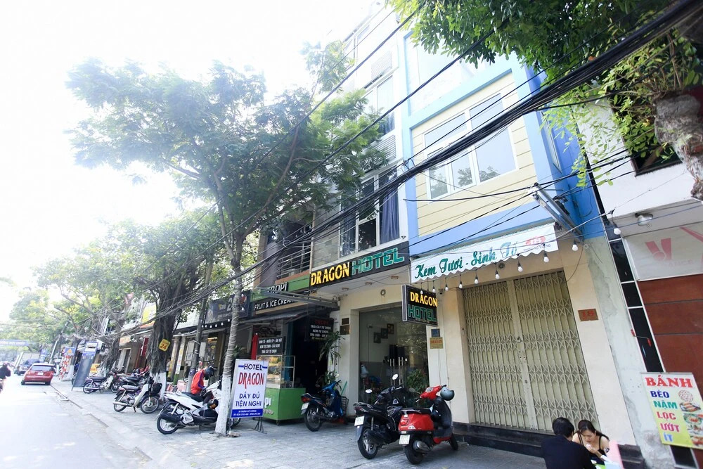 OYO 1072 Dragon Hotel