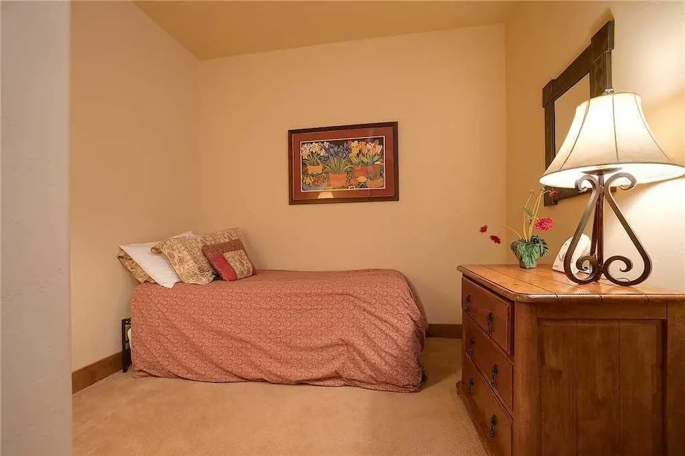 2206 Timberline Lodge, Trappeur's Crossing Apartment 2