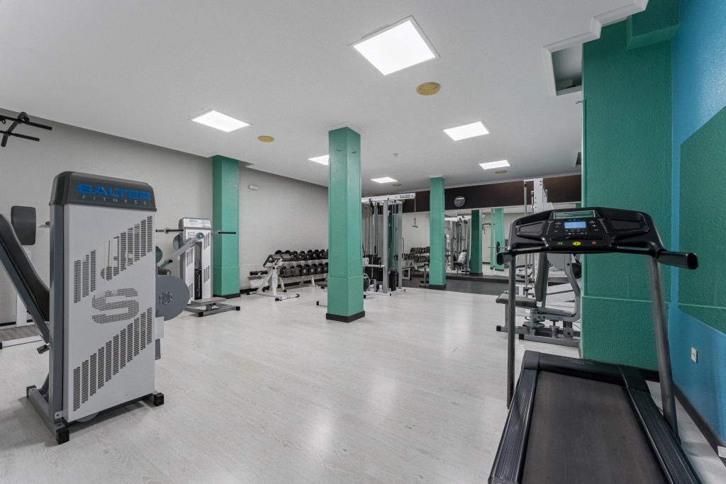 Klayman Olivina Aparthotel