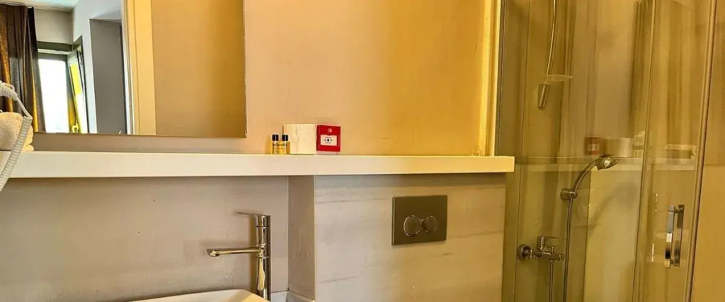 Leader Mansion Hotel & Suite