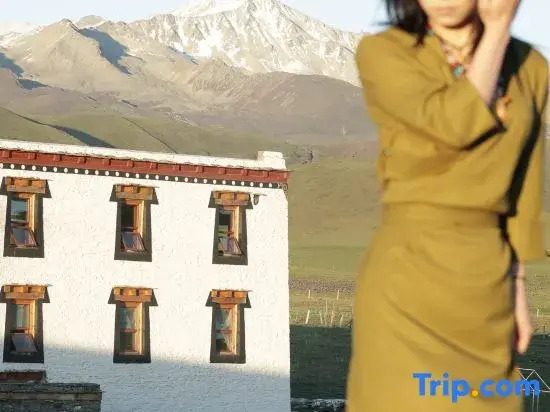 Kangding Zandan·Lin Snow Mountain Pasture Homestay (Tagong Grassland)