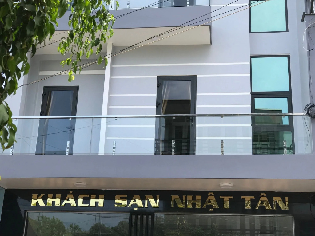 NHAT TAN HOTEL