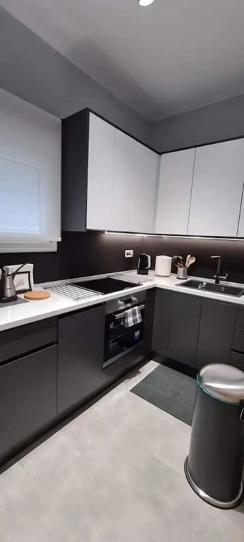 Flat 66