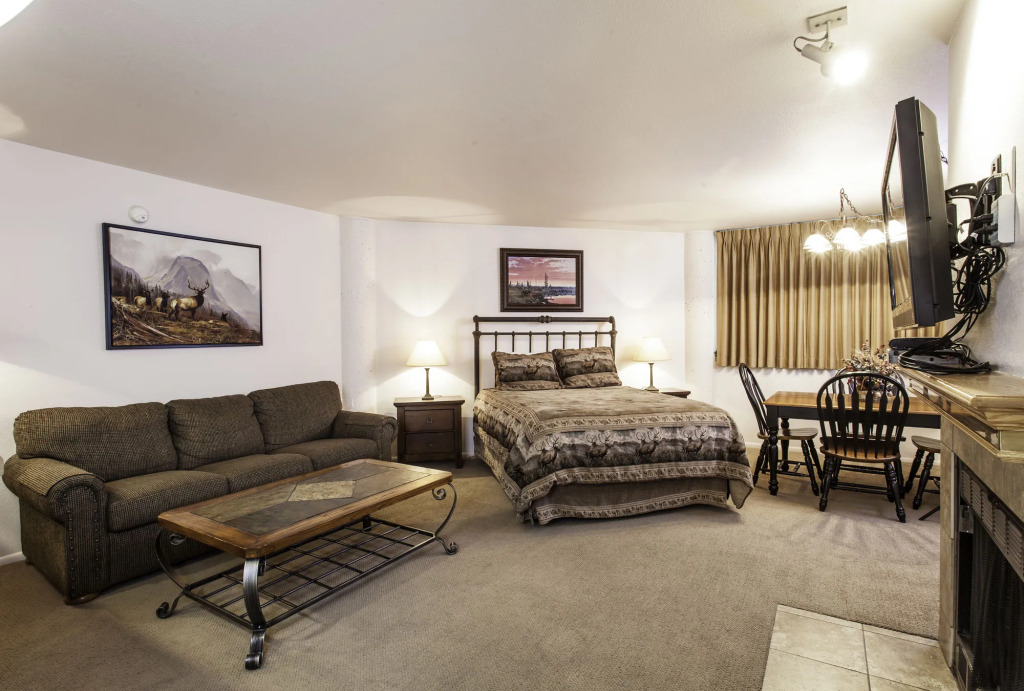 Silver King by All Seasons Resort Lodging