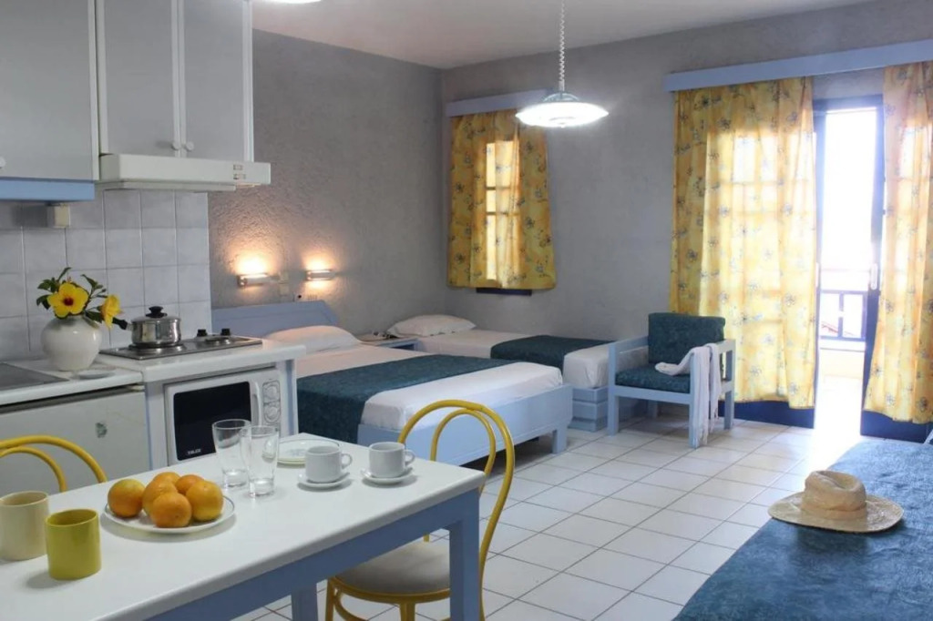 Latania Apartments