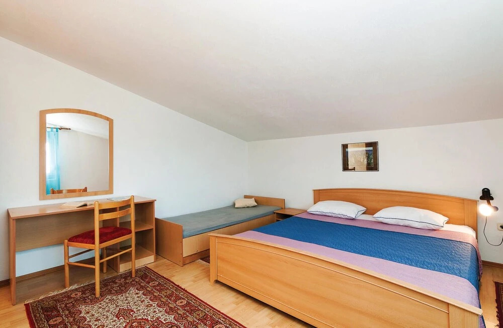 Amazing Apartment in Sv.filip i Jakov With 2 Bedrooms
