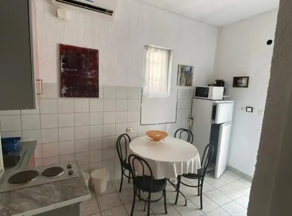 Duga House