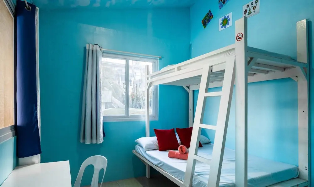 GB Wight Accommodation and Restobar