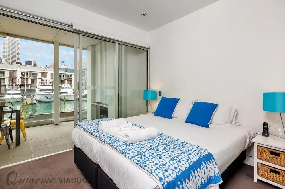 QV Area Waterfront Apartment - 503