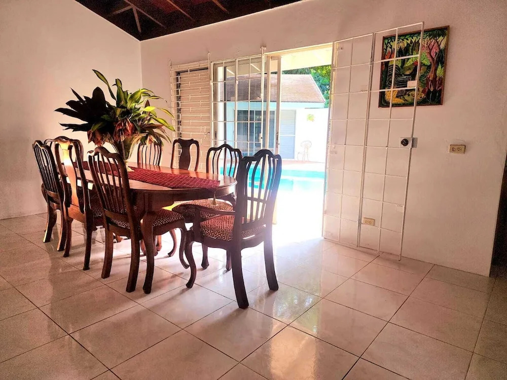 Jamaica Dream Villa - Iron Shore Escape