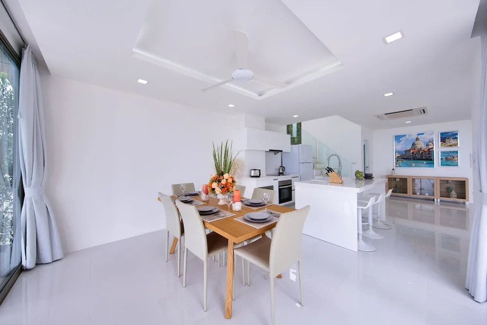Amazing Seaview 3 Bedroom Villa Flora