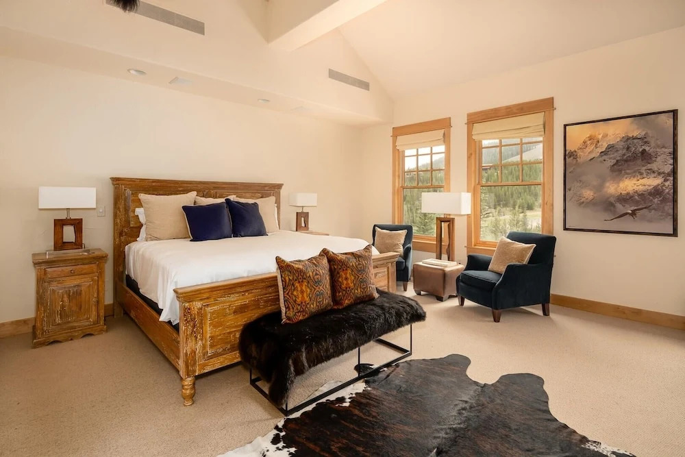 Saddle Ridge D3 3 Bedroom Condo by Moonlight Basin Lodging