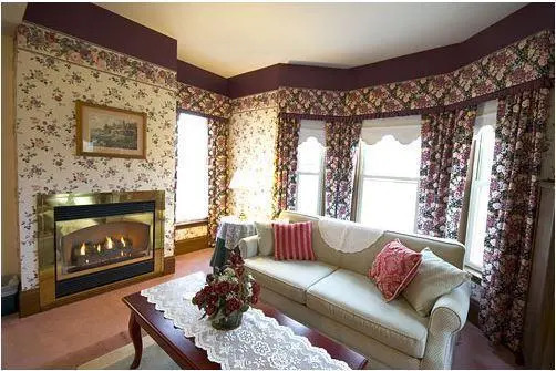 Cranberry Cove Inn