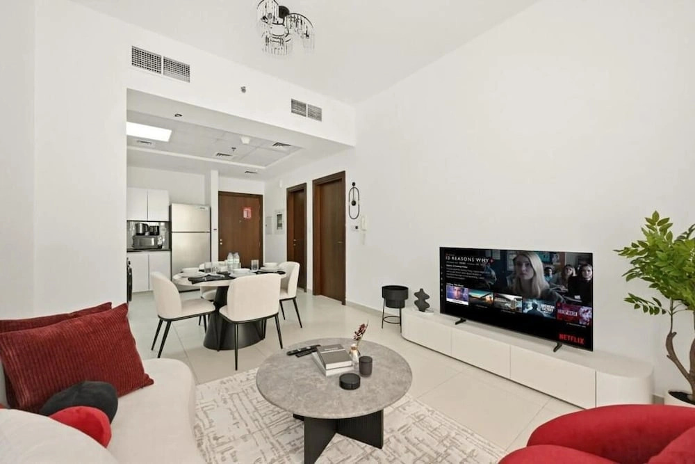 Bloomfields Striking in 1BR Binghatti Ga