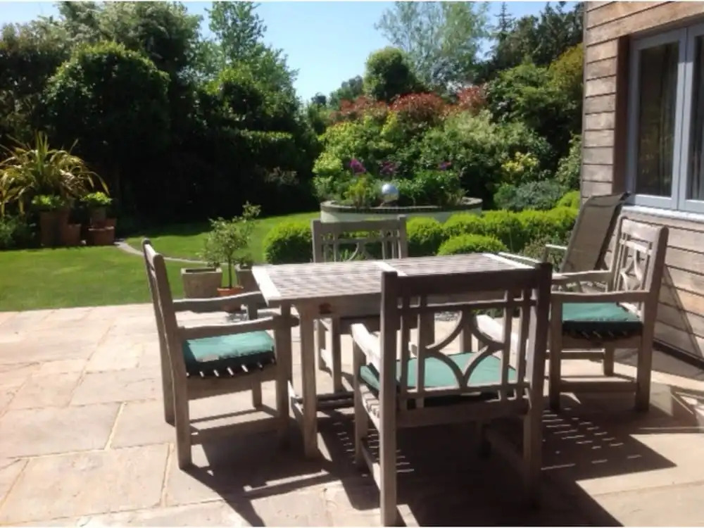 Stunning 5 Bed Garden Home - Oxford