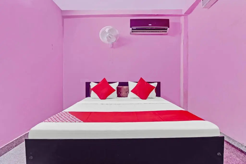 OYO Flagship 83438 Hotel Dream Empire