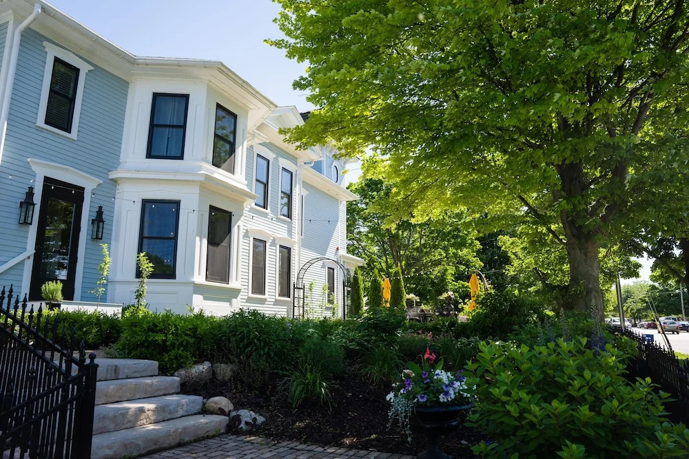 The Lilley Mansion Bed & Breakfast
