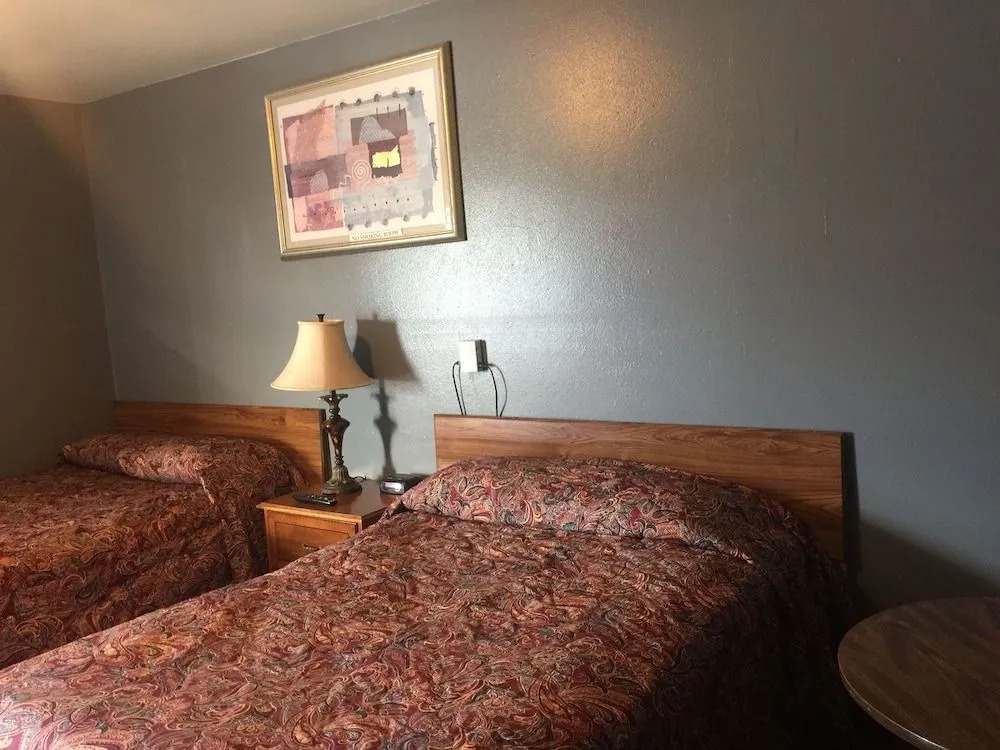 West Side Motel